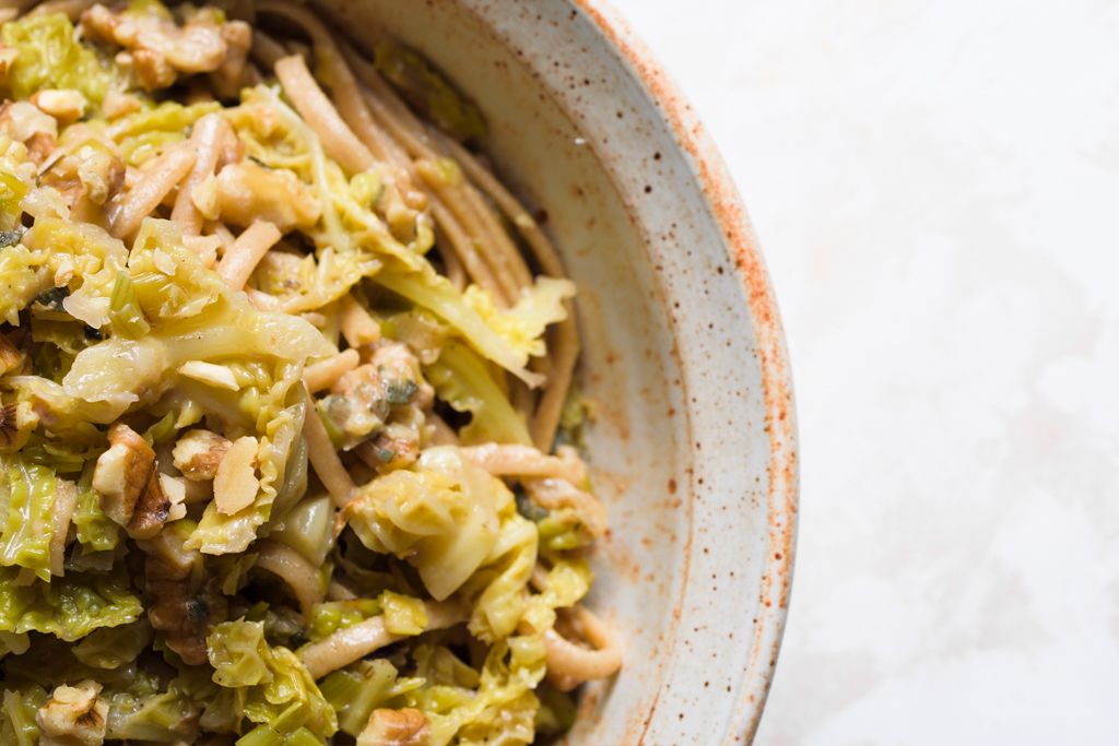 Whole-Wheat Fettuccine with Leeks, Cabbage and Gruyère
