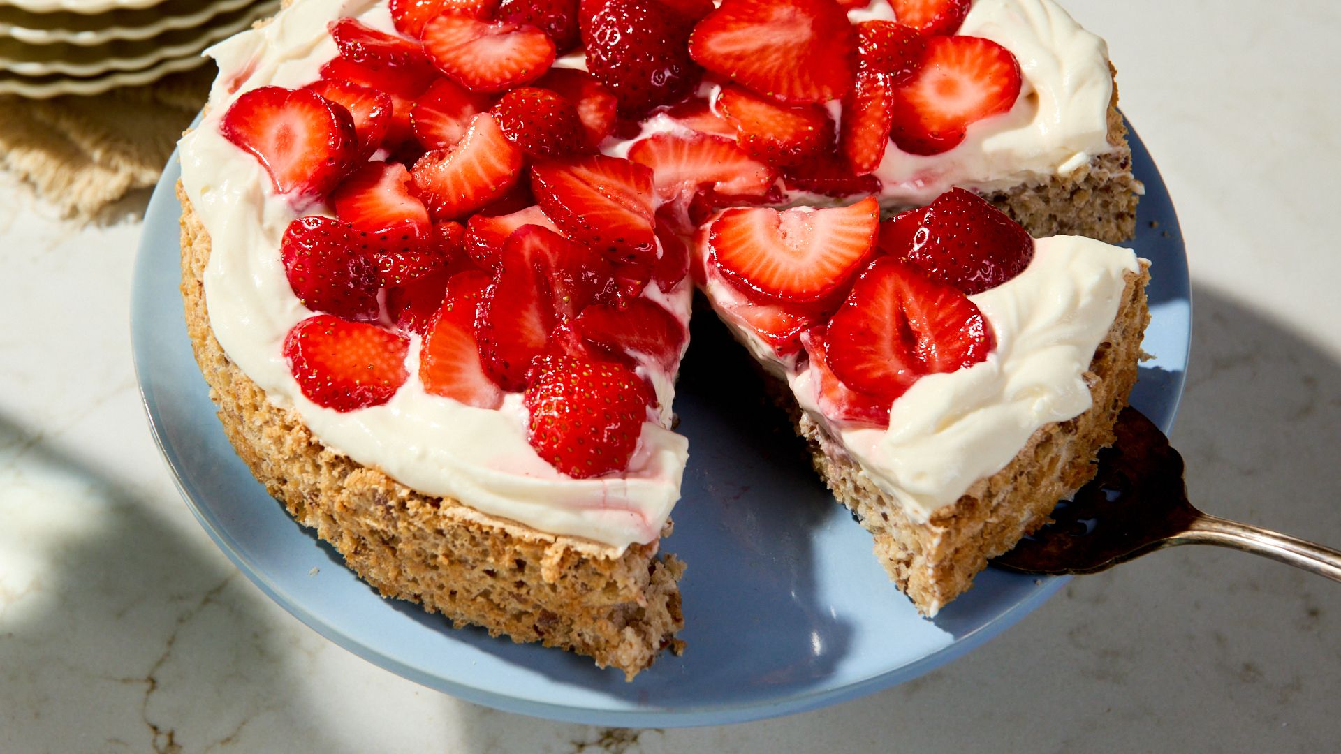 Mexican Meringue Cake with Strawberries and Cream (Mostachón)