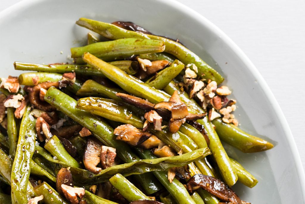 Roasted Green Beans and Shiitake Mushrooms with Pecans