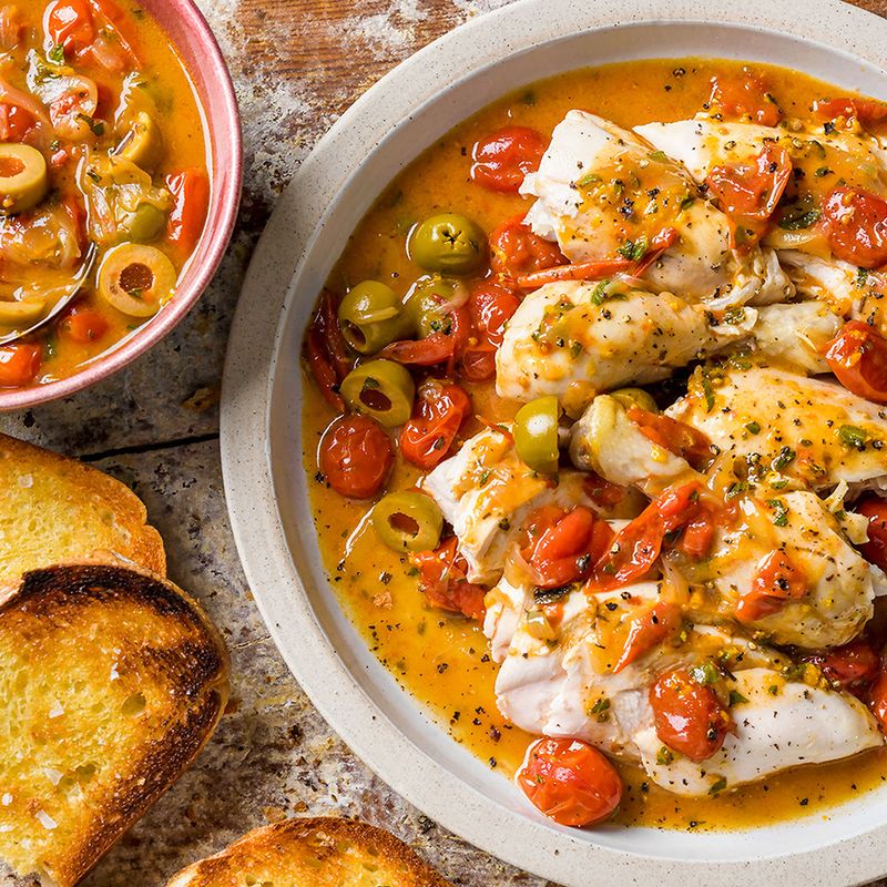 Chicken en Cocotte with Cherry Tomatoes, Green Olives and Oregano