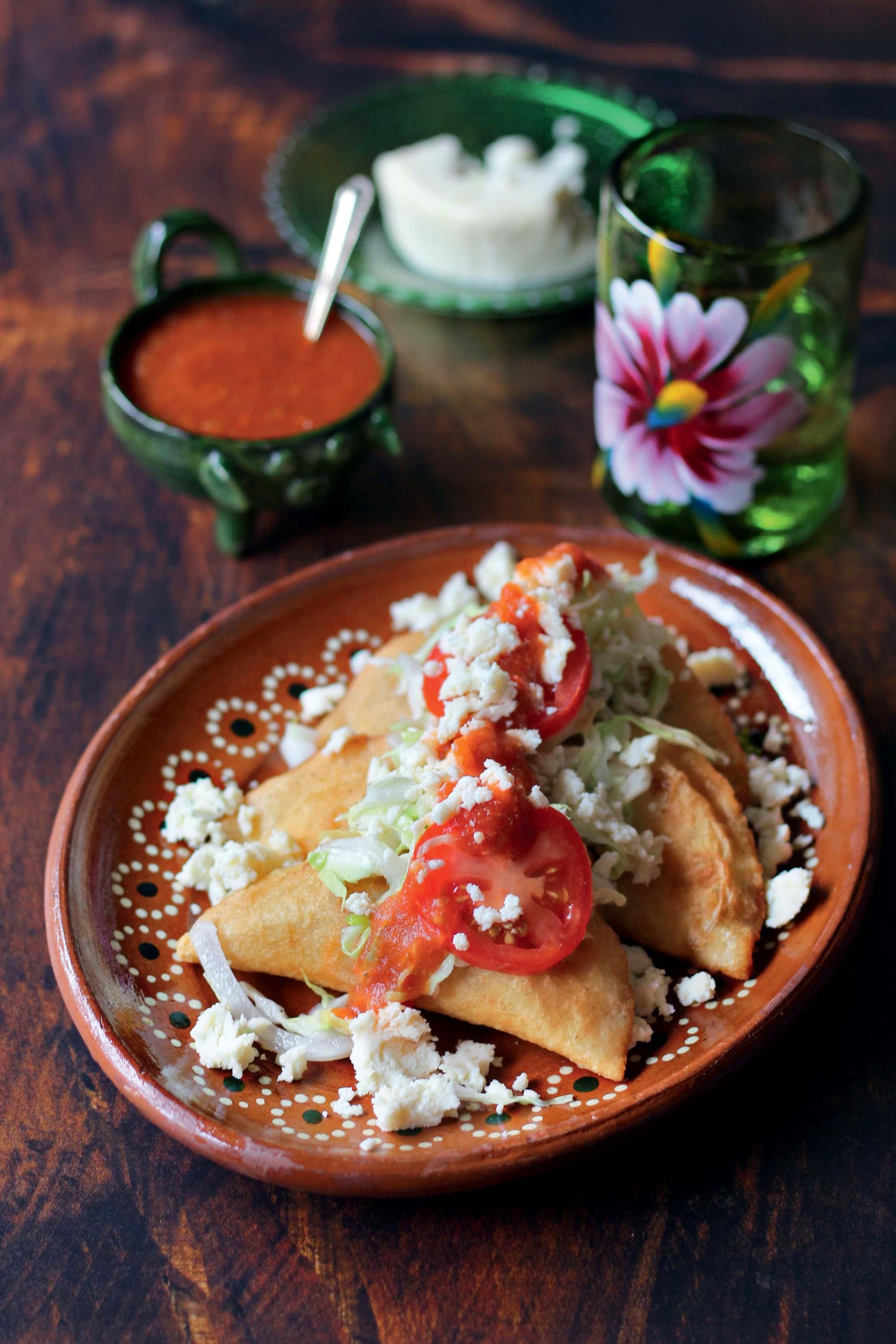 Empanadas de Queso (Cheese Empanadas)